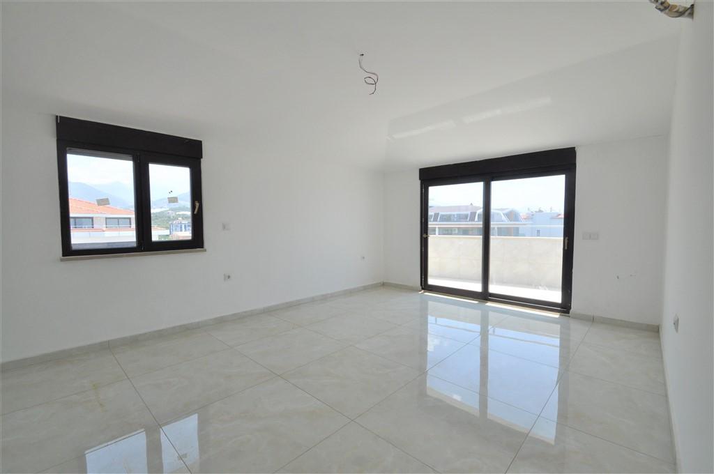MAY1036 - Photo 20