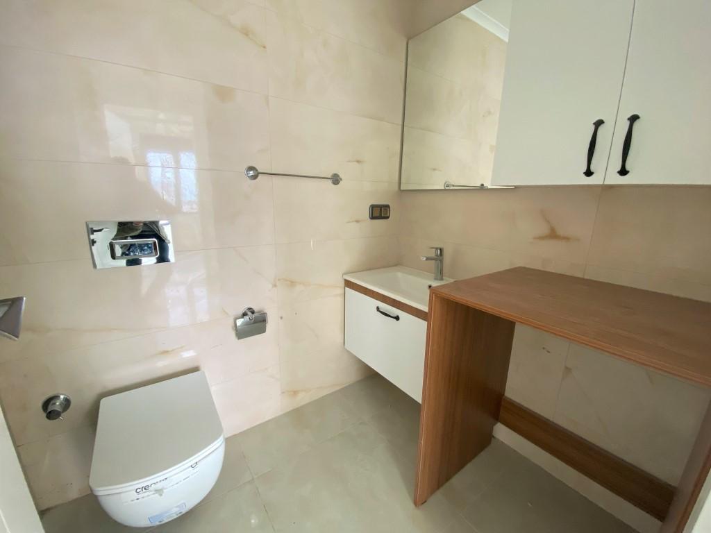 MAY795 - Photo 28