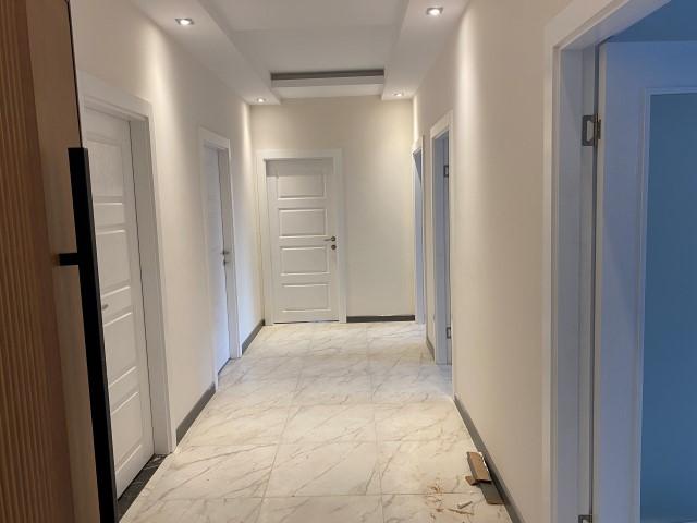 MAY1030 - Photo 19
