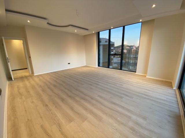 MAY1030 - Photo 27