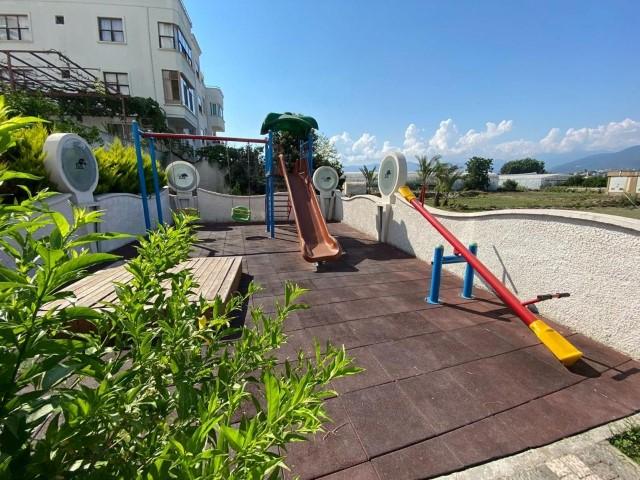 MAY1018 - Photo 6