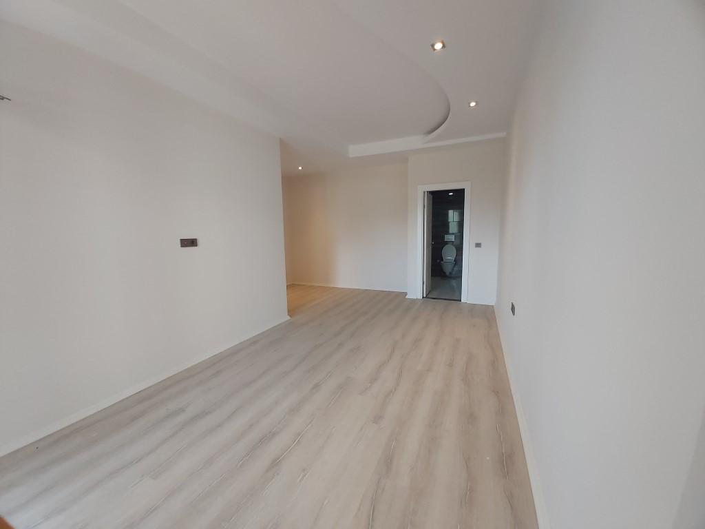 MAY904 - Photo 16