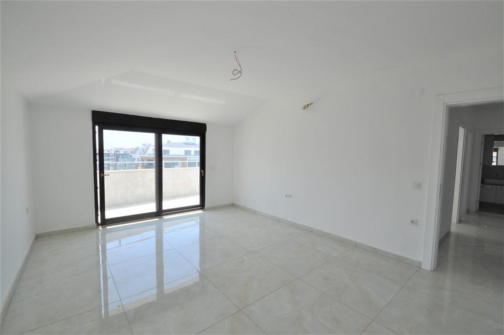 MAY1036 - Photo 21
