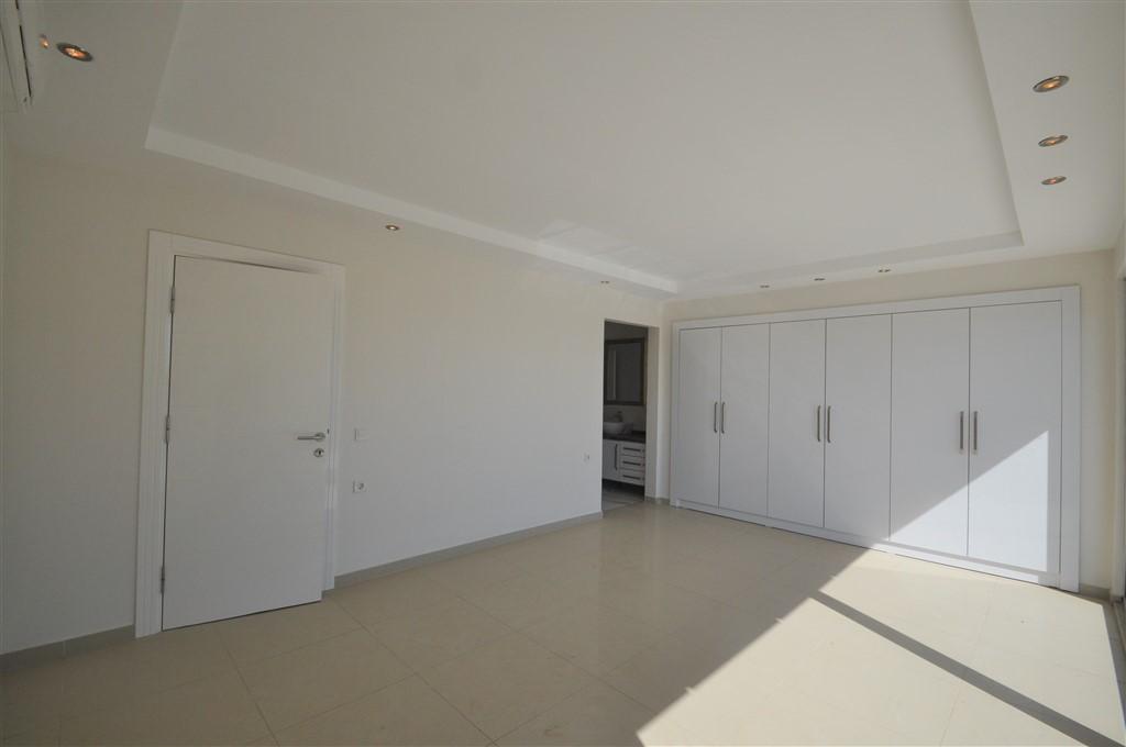 MAY1037 - Photo 29