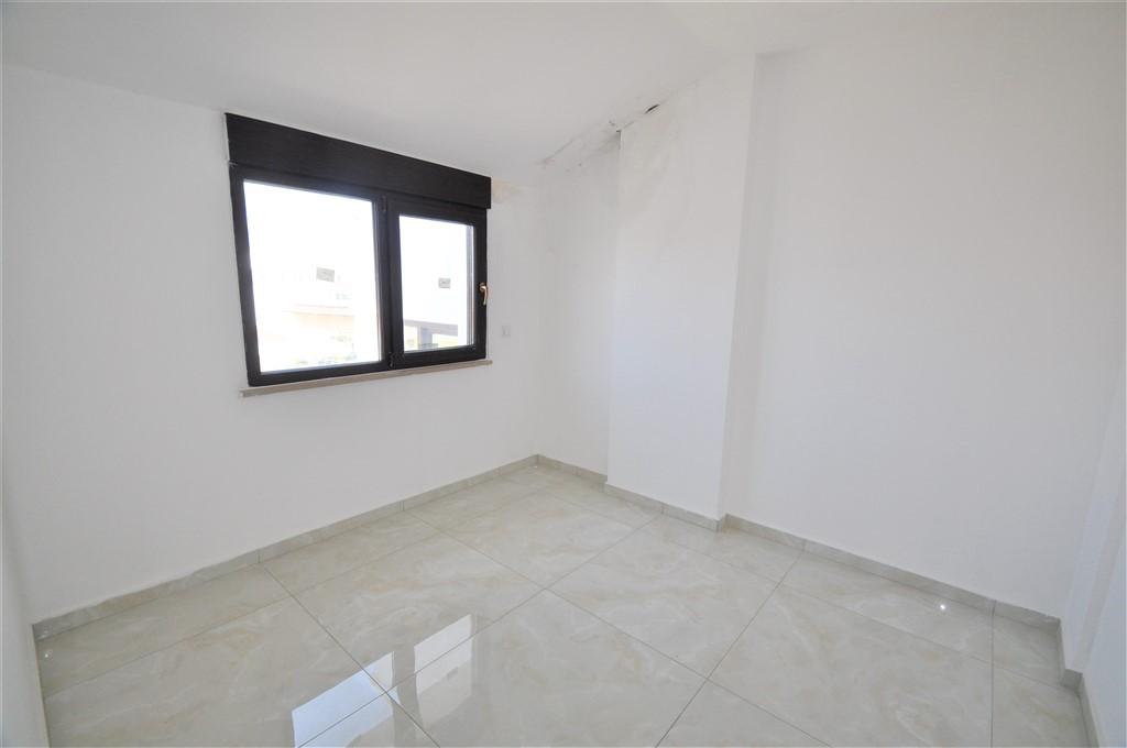 MAY1035 - Photo 25