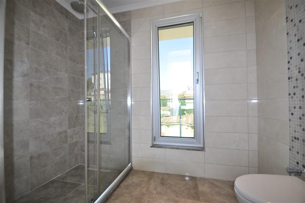 MAY1037 - Photo 33