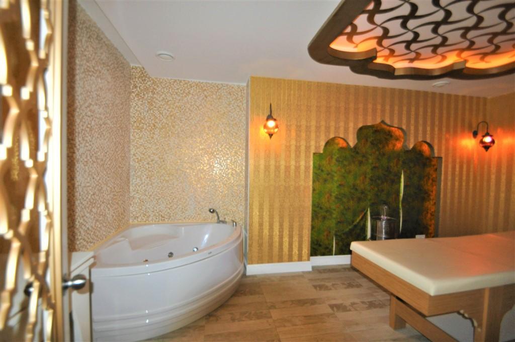 MAY1039 - Photo 26