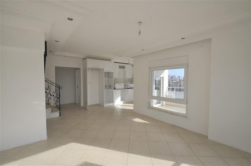 MAY1038 - Photo 22