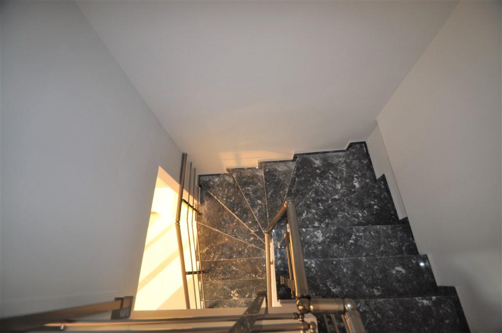 MAY1027 - Photo 18