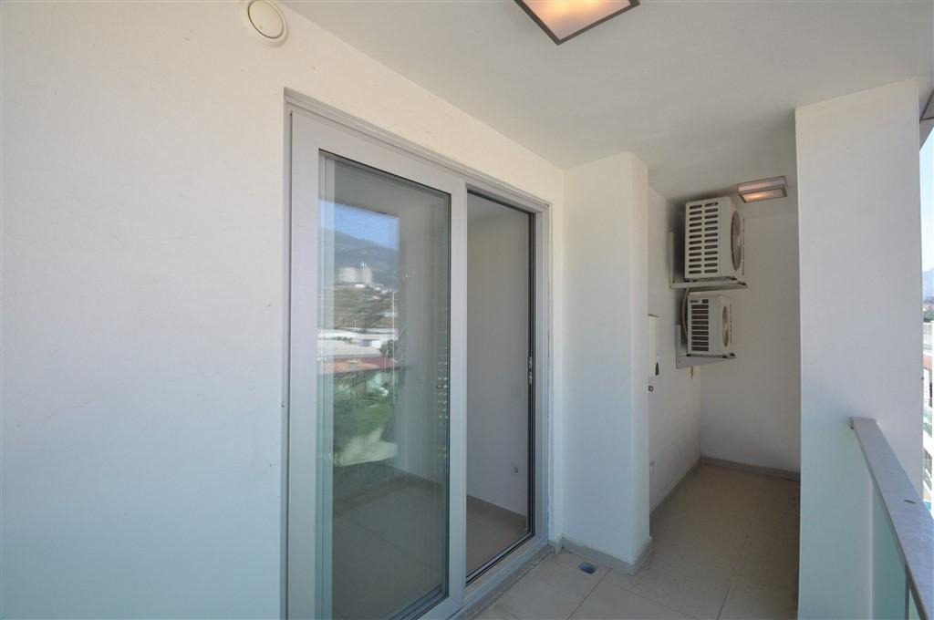 MAY1037 - Photo 18