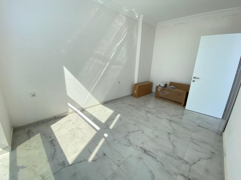 MAY1020 - Photo 13
