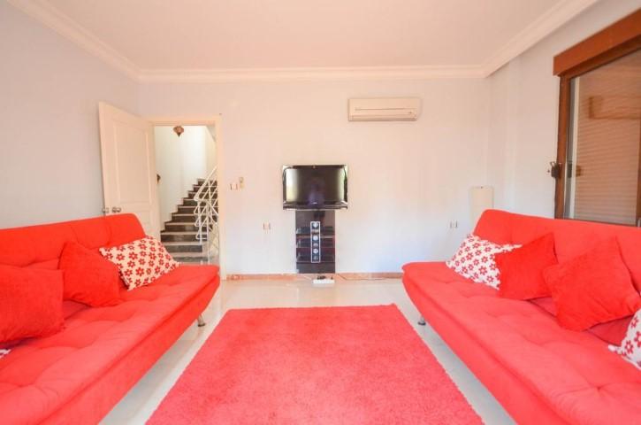 MAY1011 - Photo 25
