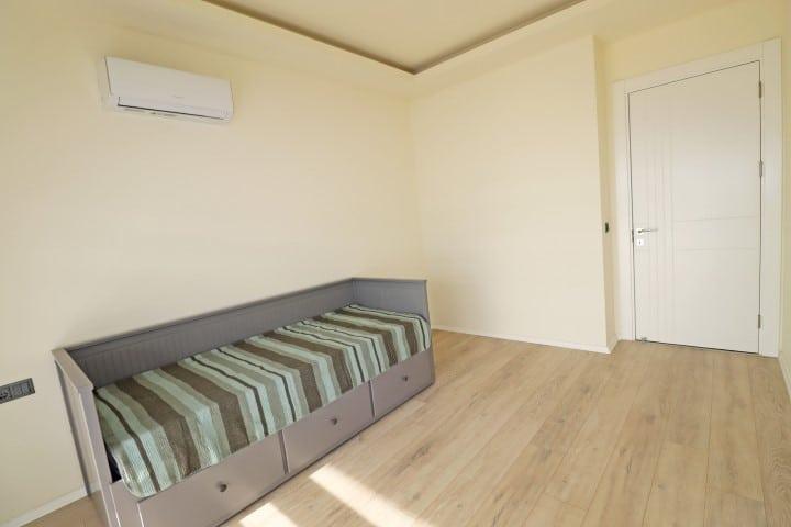 MAY1239 - Photo 26