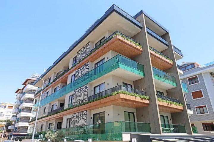 MAY1239 - Photo 2
