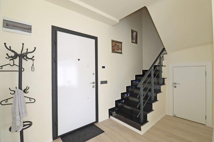 MAY1239 - Photo 21