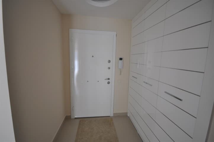 MAY1158 - Photo 6