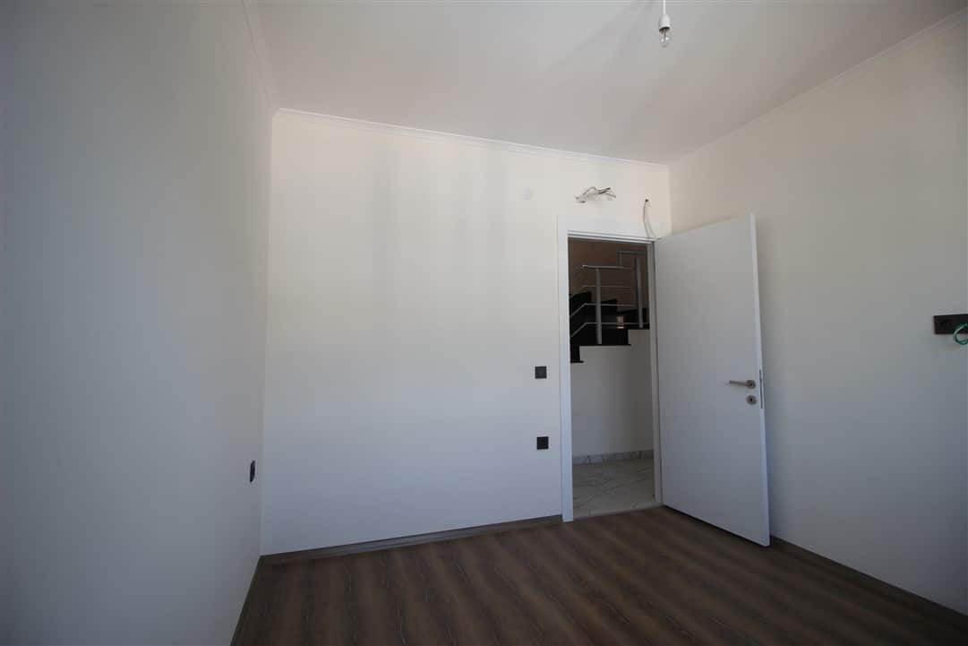 MAY1184 - Photo 17