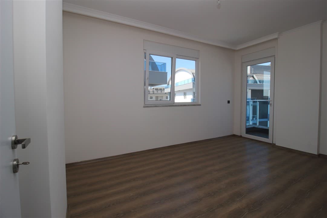 MAY1184 - Photo 20