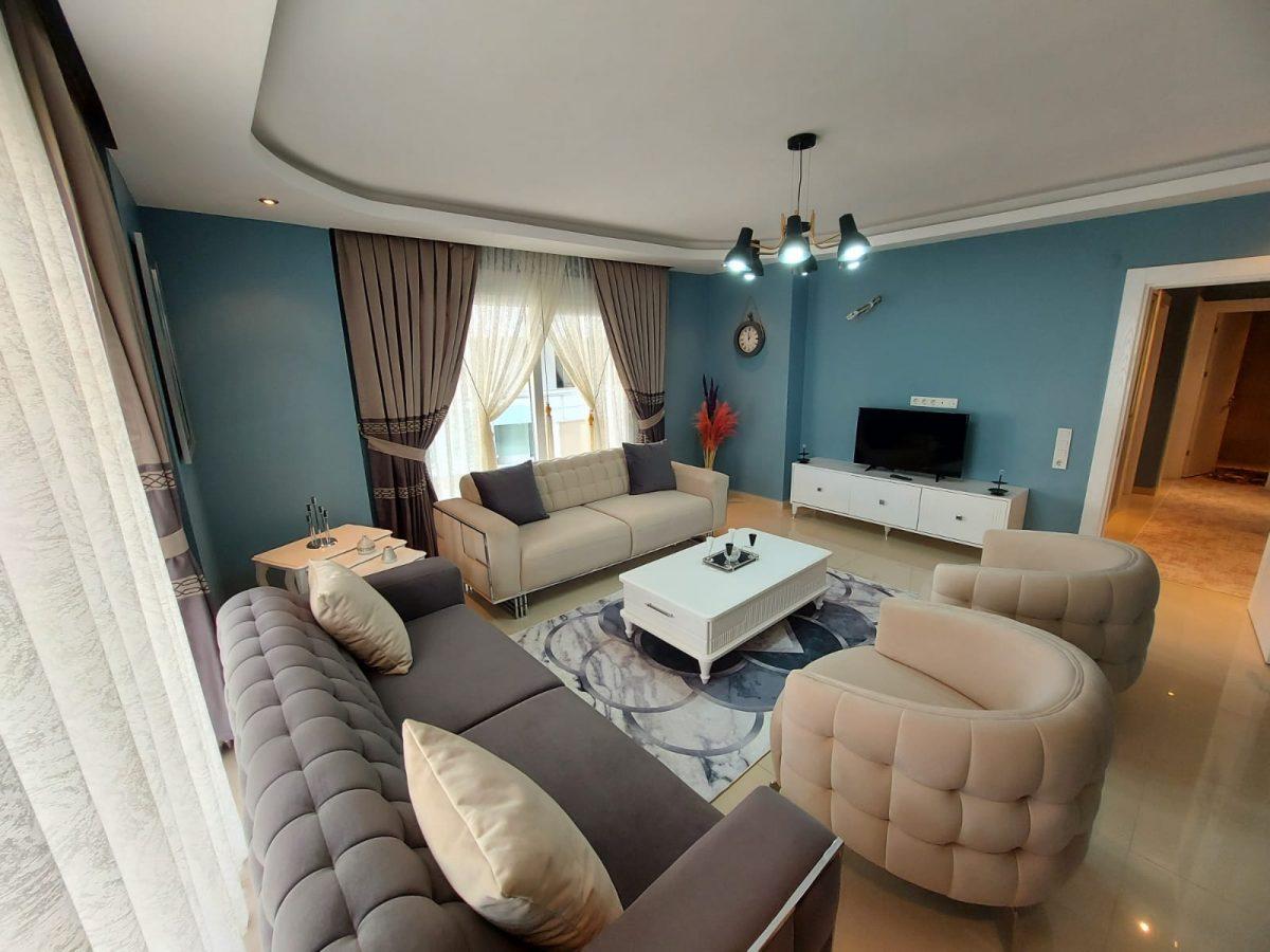 MAY1226 - Photo 2