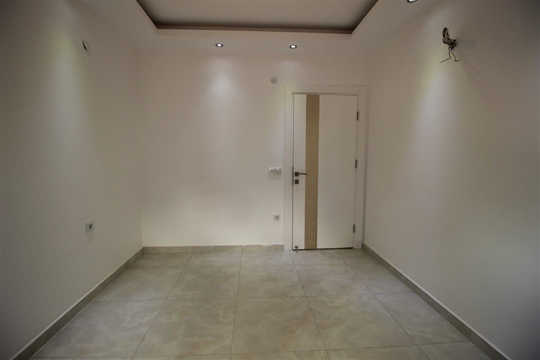 MAY1163 - Photo 18