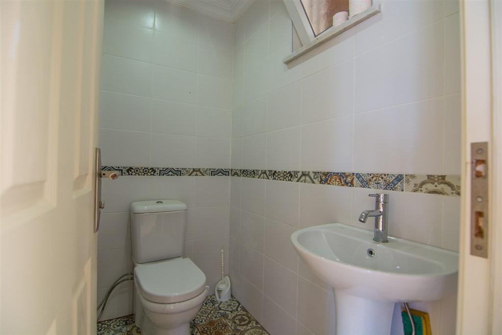 MAY1052 - Photo 19
