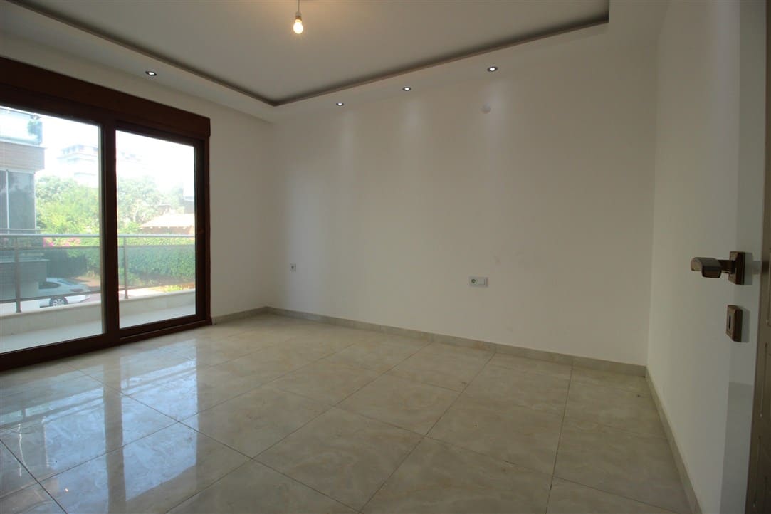 MAY1163 - Photo 19
