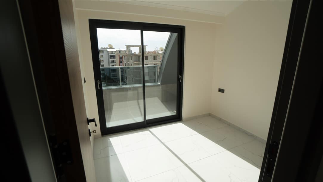MAY1174 - Photo 28