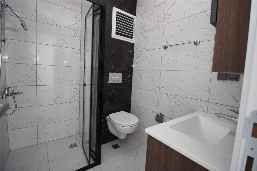 MAY1184 - Photo 23