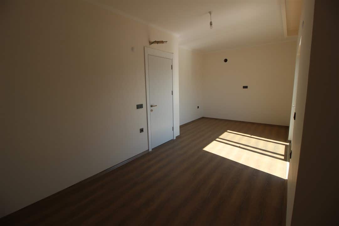 MAY1184 - Photo 36