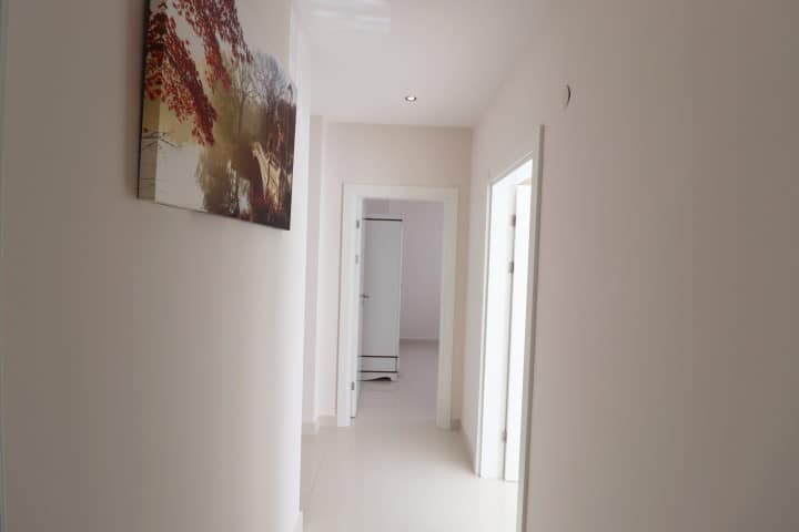 MAY1146 - Photo 37