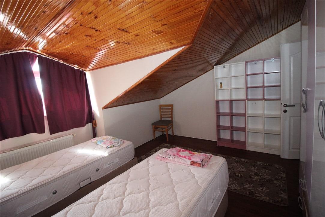 MAY1172 - Photo 26