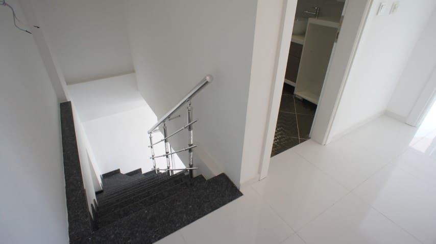 MAY1152 - Photo 44