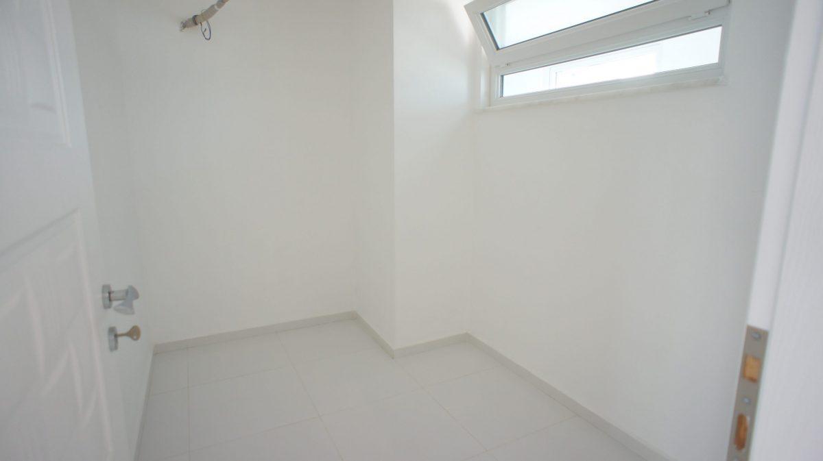 MAY1056 - Photo 10