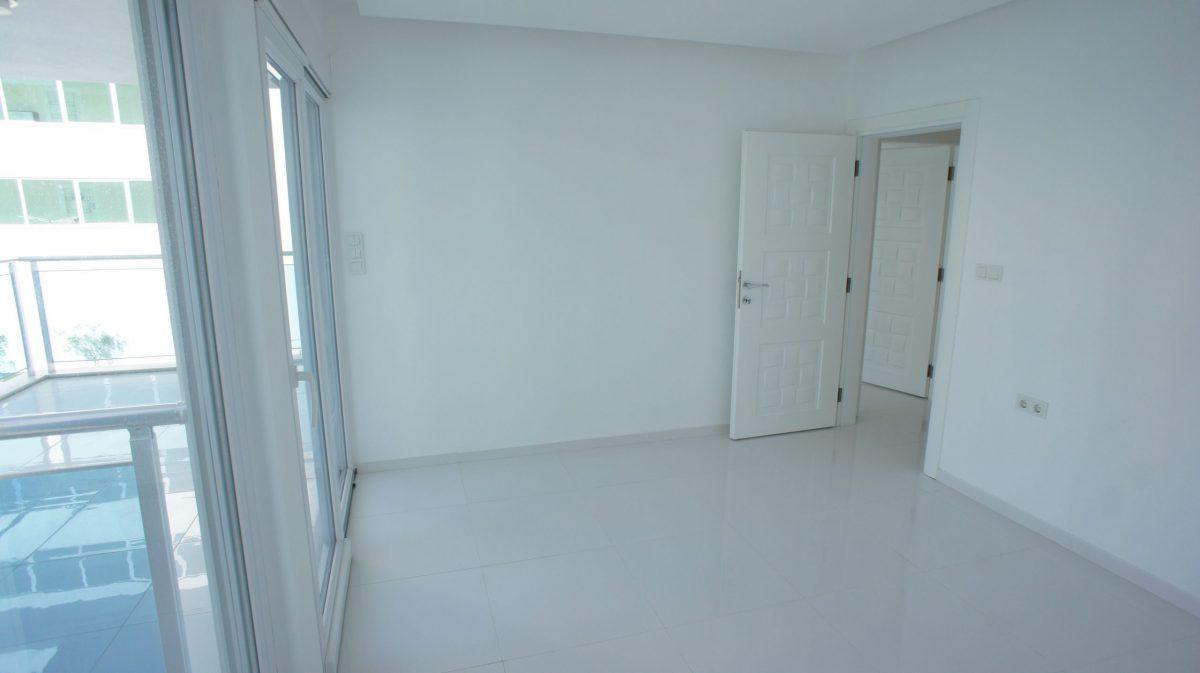 MAY1056 - Photo 13