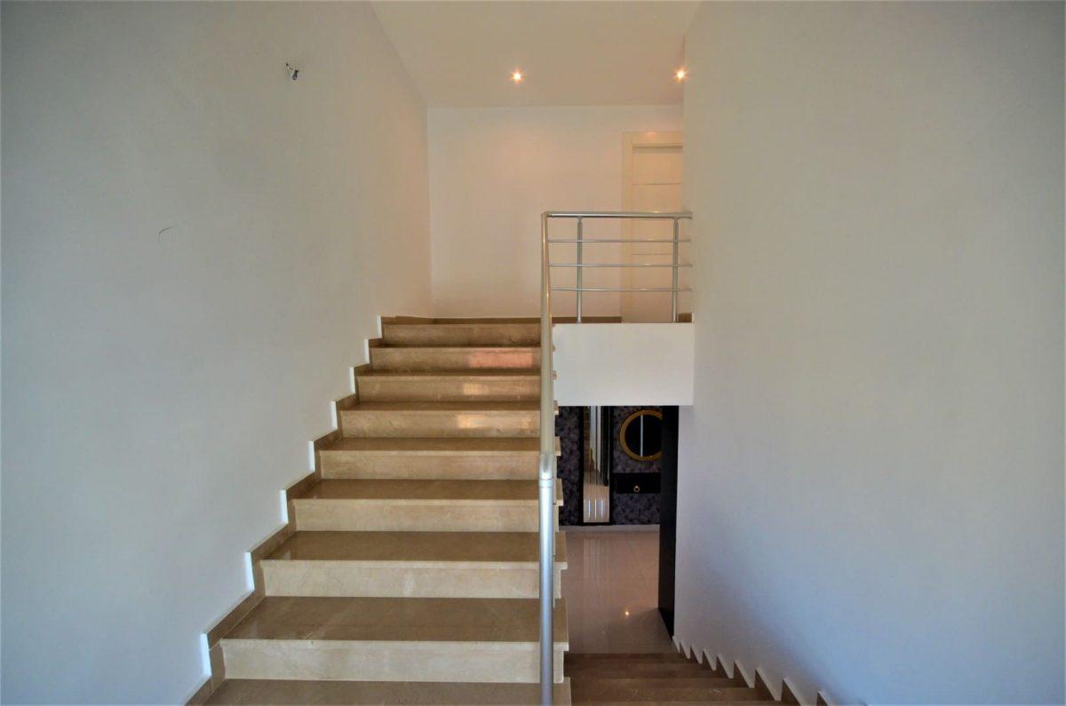 MAY1121 - Photo 23