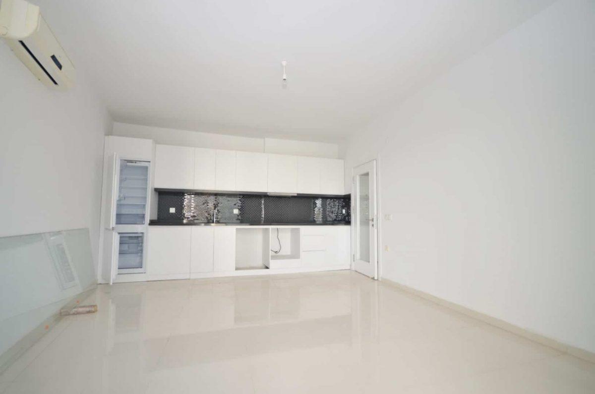 MAY1096 - Photo 26