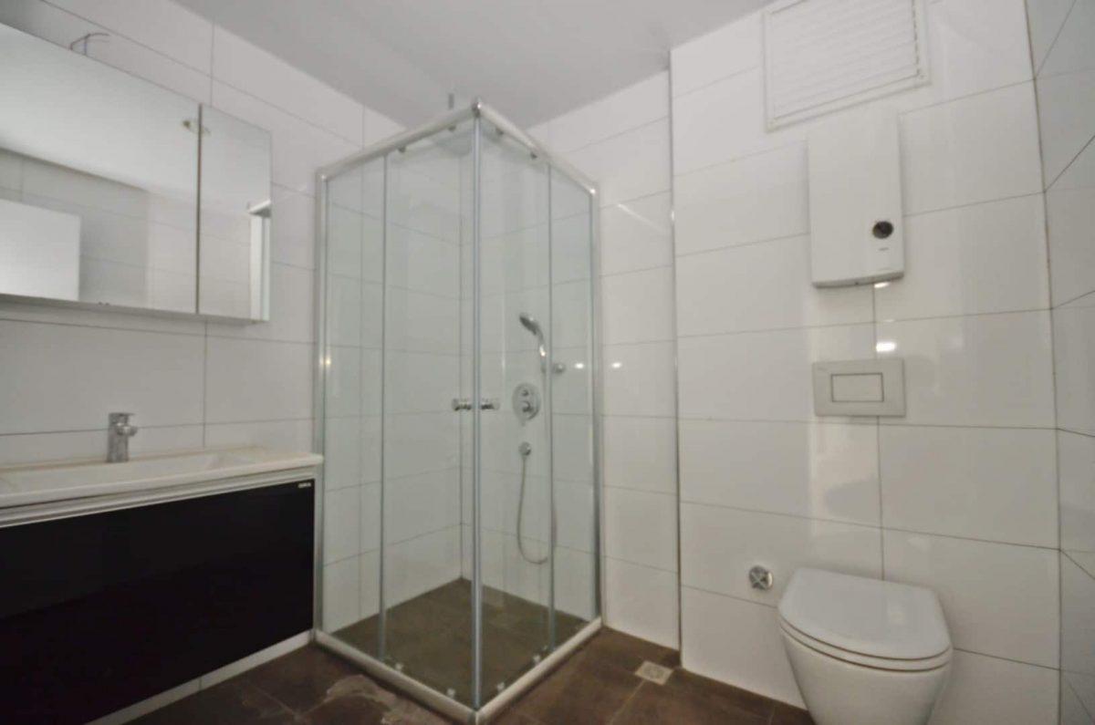 MAY1096 - Photo 22