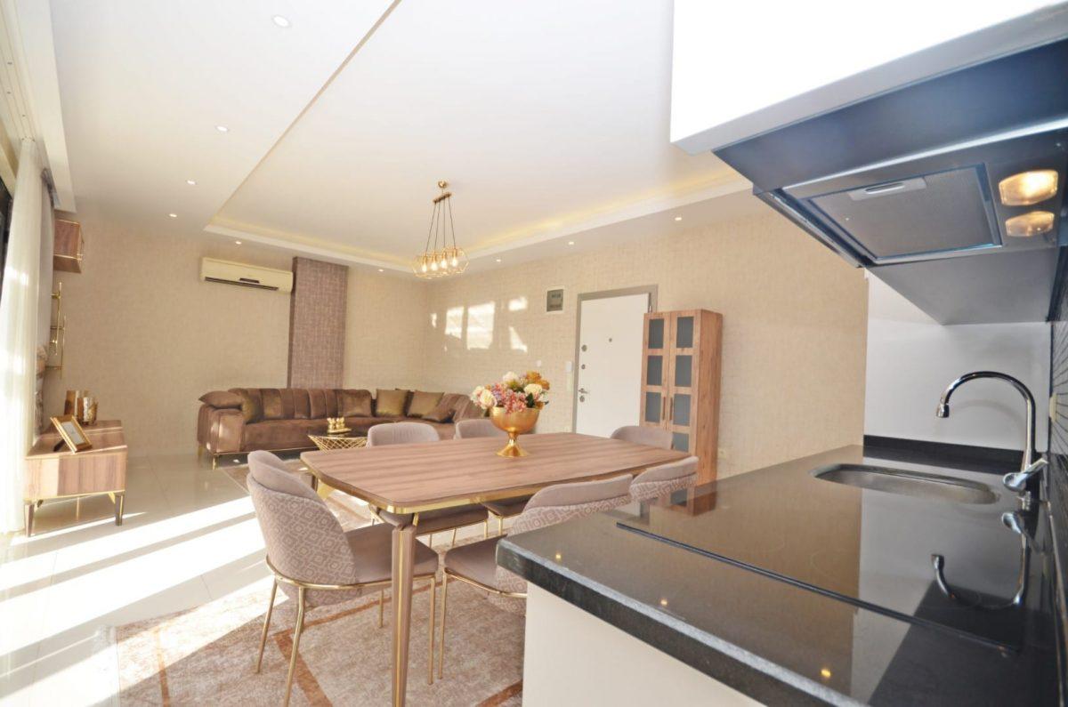MAY1099 - Photo 3