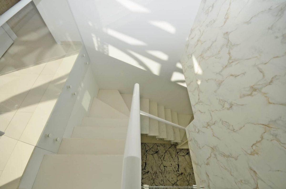 MAY1099 - Photo 9