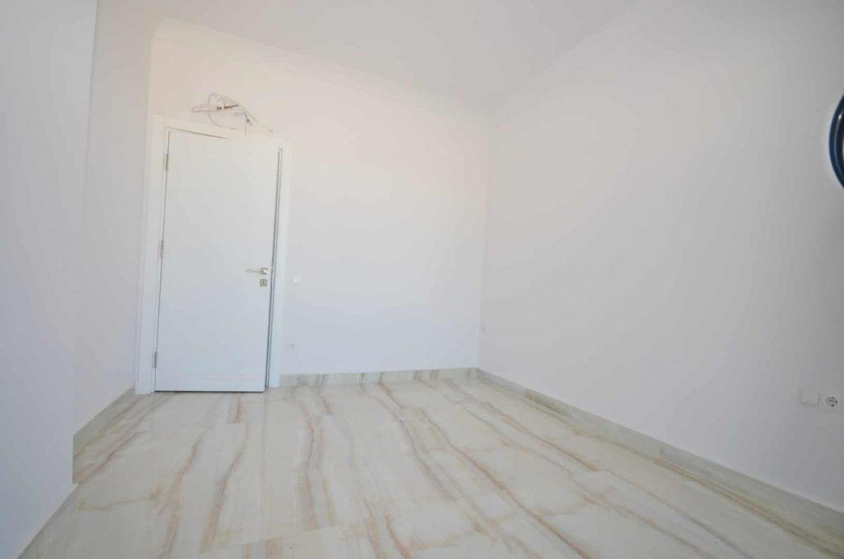 MAY1094 - Photo 11
