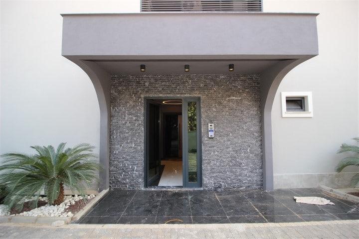 MAY1178 - Photo 5