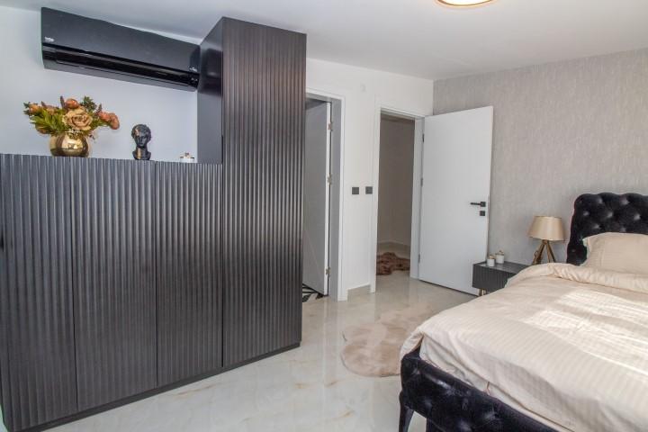 MAY1043 - Photo 11