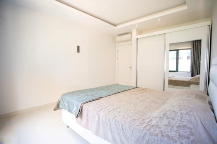 MAY1157 - Photo 46