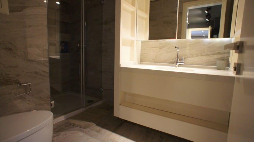 MAY1080 - Photo 18