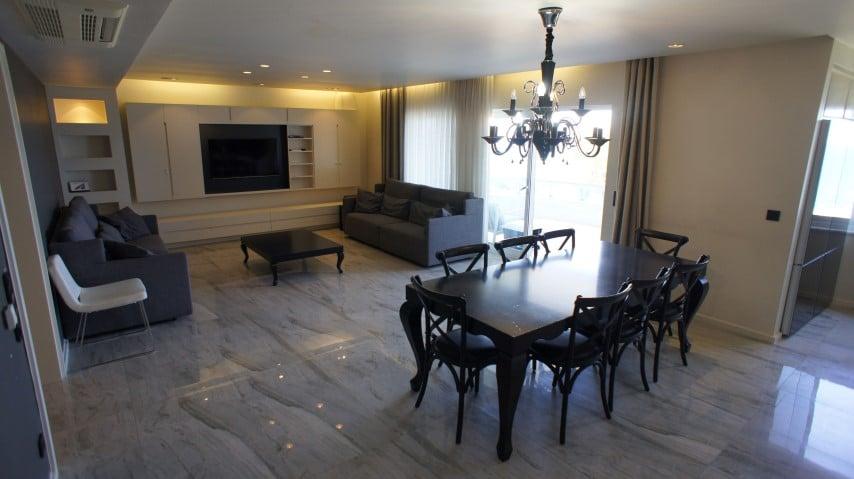 MAY1080 - Photo 12
