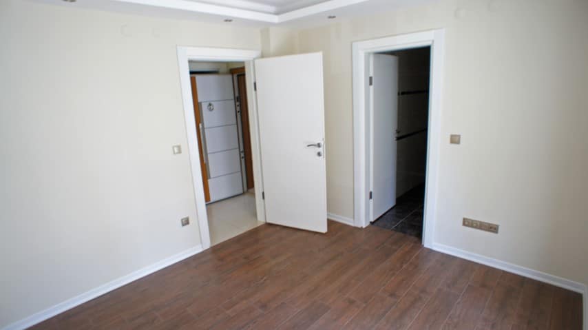 MAY1076 - Photo 15