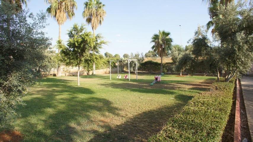 MAY1083 - Photo 8
