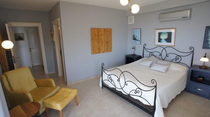 MAY1073 - Photo 25
