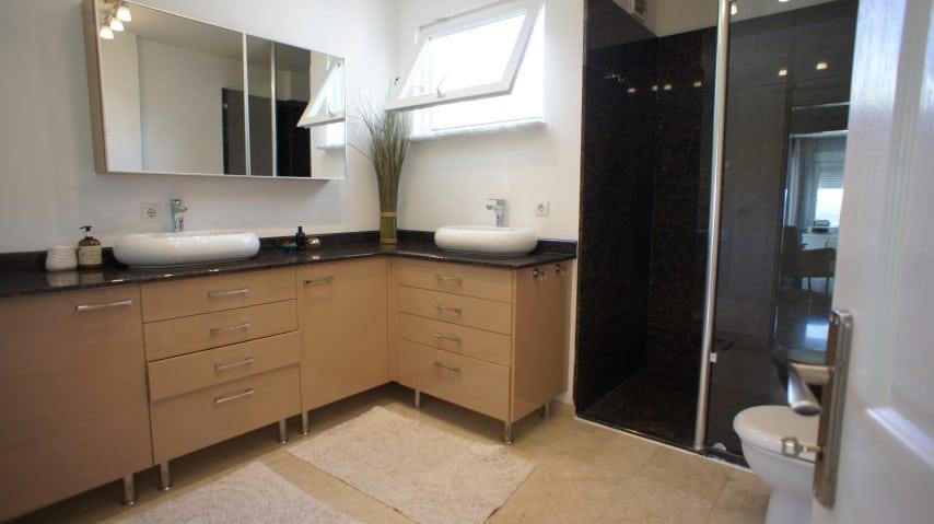 MAY1073 - Photo 28