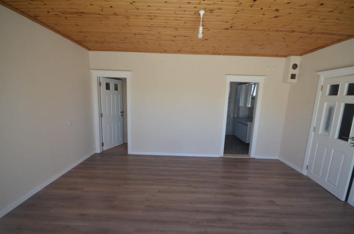 MAY1112 - Photo 24